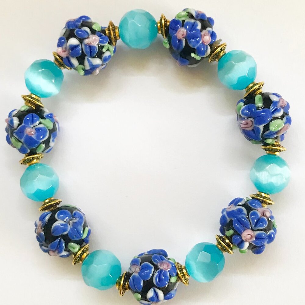 Handmade Murano Blue Floral Art Glass & Blue Cat's Eye Stone Stretch Bracelet